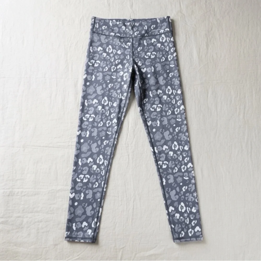 Eddie Bauer Girls Leggings Large Gray Leopard Print Activewear Yoga Tights L